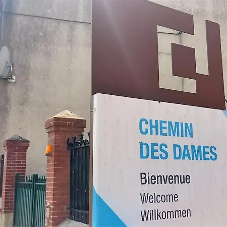 Logis & Restaurant Du Chemin Des Dames Corbeny