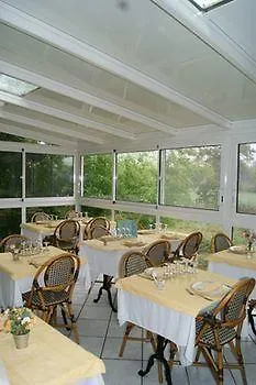 Отель Logis & Restaurant Du Chemin Des Dames 2*