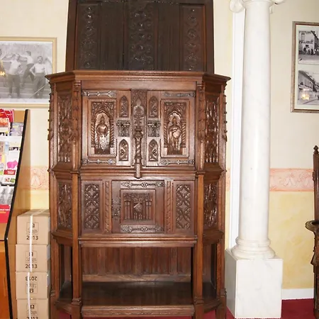 Отель Logis & Restaurant Du Chemin Des Dames 2*