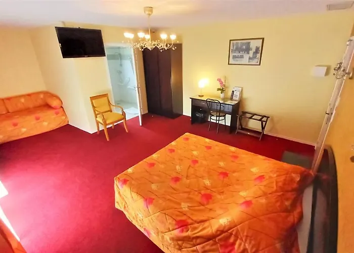 Hotel Logis Hotel & Restaurant Du Chemin Des Dames