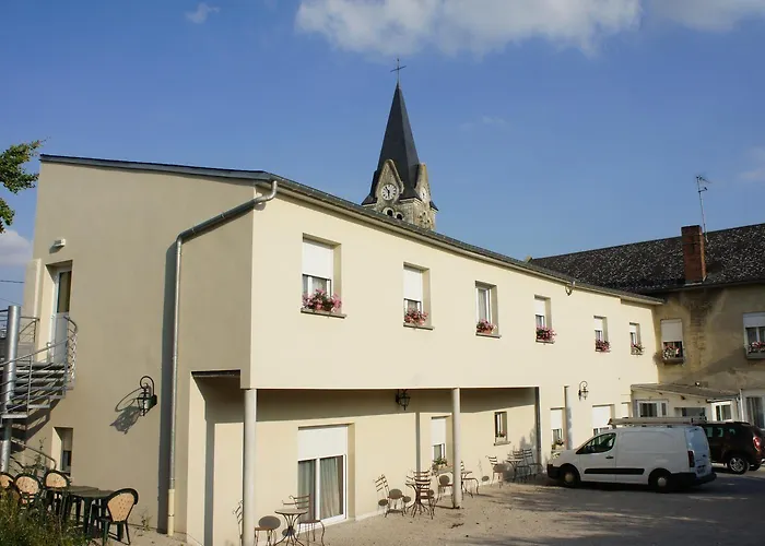 Logis Hotel & Restaurant Du Chemin Des Dames Hotel