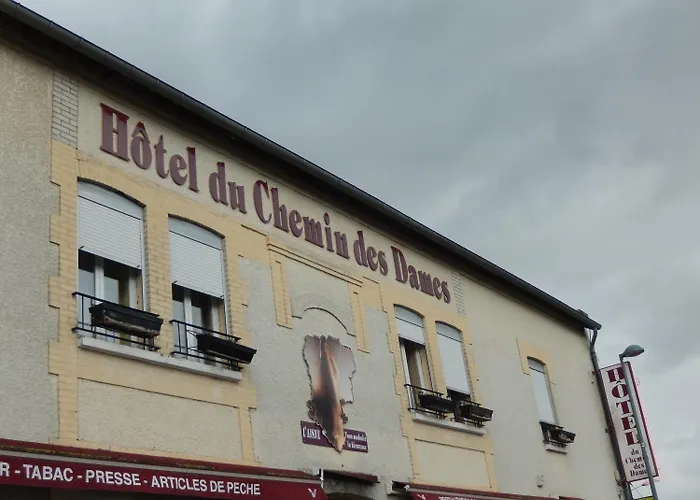 Logis Hotel & Restaurant Du Chemin Des Dames Corbeny