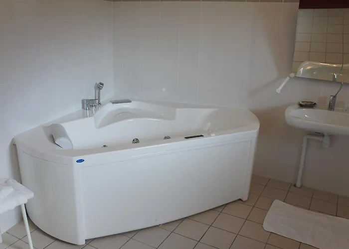 Hotel Logis Hotel & Restaurant Du Chemin Des Dames