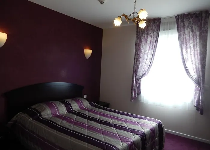 Hotel Logis Hotel & Restaurant Du Chemin Des Dames 2*