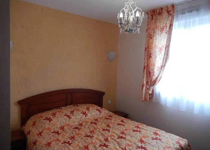 Logis Hotel & Restaurant Du Chemin Des Dames 2* Corbeny